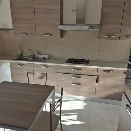 Via Nievo * Giulianova