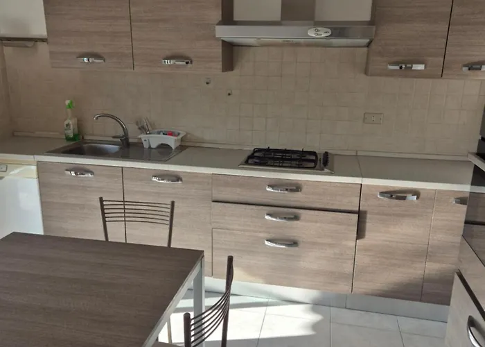 Via Nievo * Giulianova