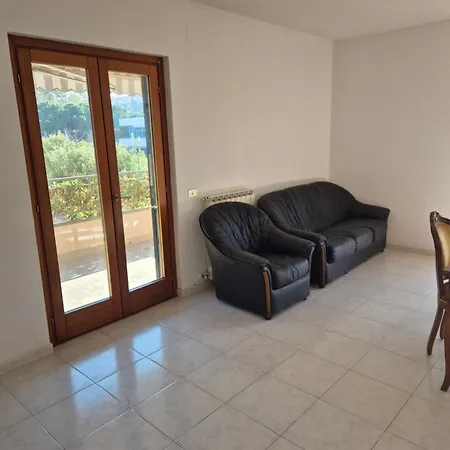 Via Nievo * Giulianova